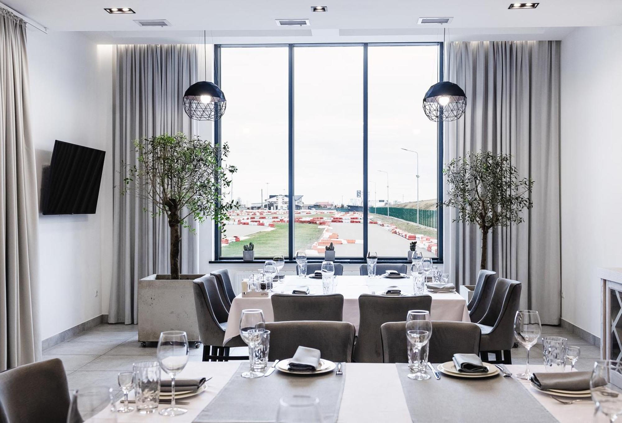 Отель Otto Hotel-restaurant